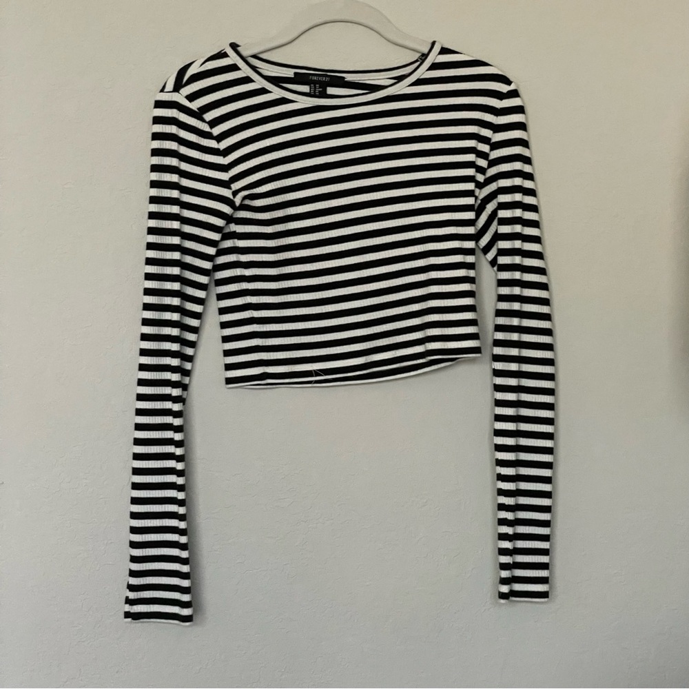 Striped black and white crop top